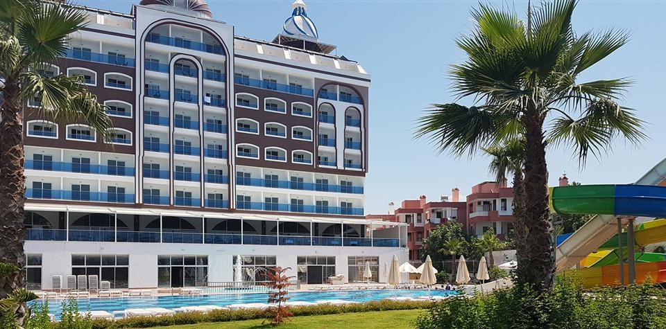 Отель azur resort